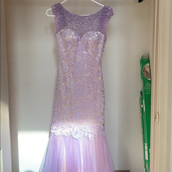 Lavender prom or homecoming dress - Picture 3 of 10